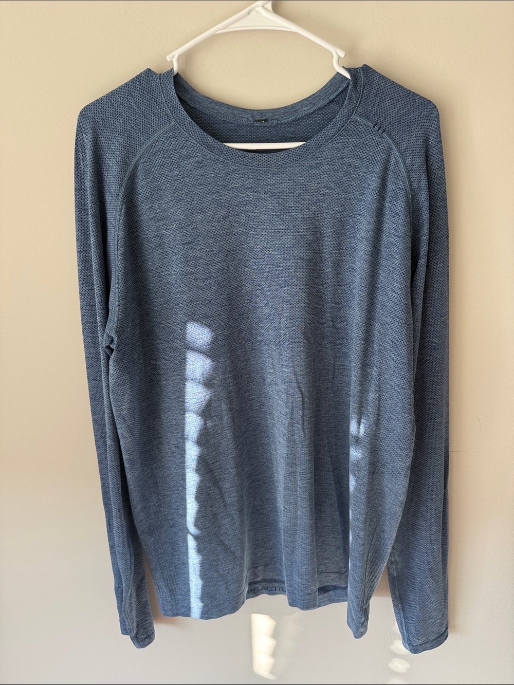 lululemon athletica Men's Long-Sleeve Crew in Denim Blue